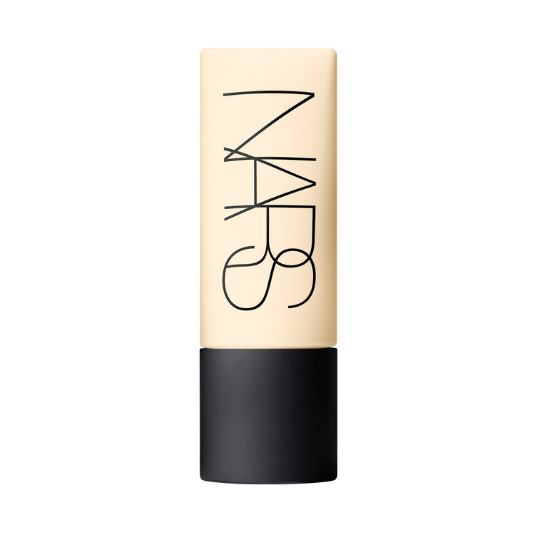 Soft Matte Complete Foundation, NARS Bases de maquillaje