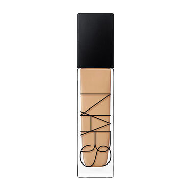 Natural Radiant Longwear Foundation, NARS Maquillaje