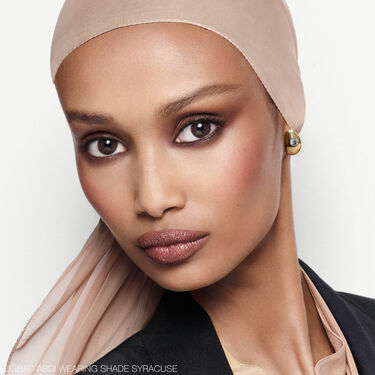 NATURAL MATTE LONGWEAR FOUNDATION, NARS Bases de maquillaje