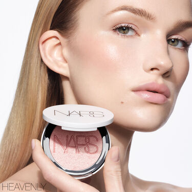LIGHT REFLECTING&trade; LUMINIZING POWDER REFILL, NARS Rostro