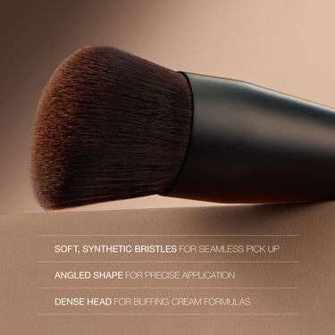 #17 CREAM CHEEK BRUSH, NARS Brochas pinceles y accesorios