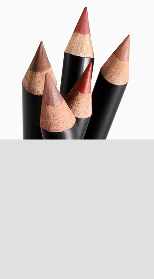 NUEVO LIP LINER