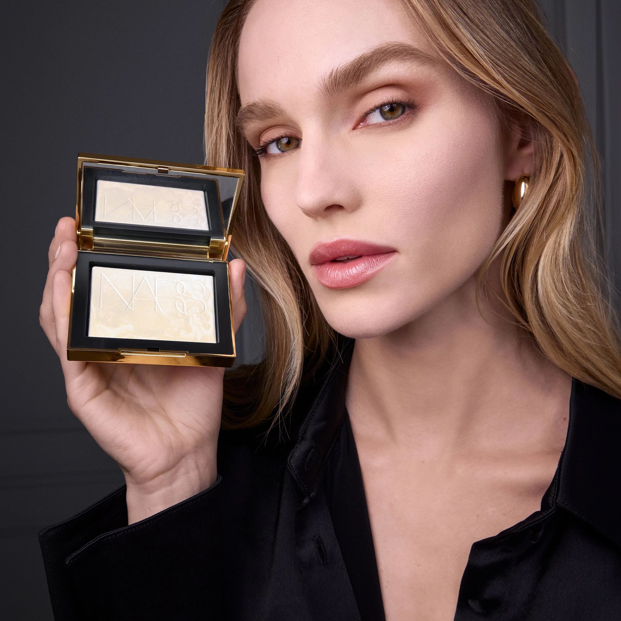 Gold Dust Light Reflecting Setting Powder